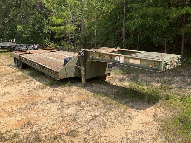 M172A1 Lowboy Trailer