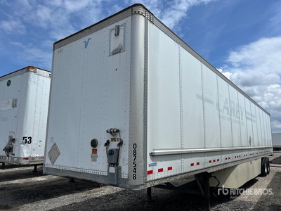 2014 Vanguard CVXP 53 ft x 102 in T/A Remolque de furgoneta