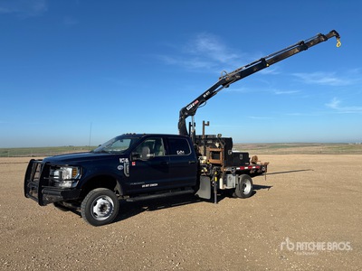 2018 Hiab 077 BS -3 CLX 3350 kg Knuckle Boom on 2019 Ford F-550 XLT 4x4 Crew Cab Ciężarówka z platformą i dźwigiem