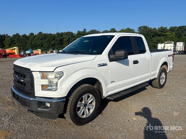 2015 Ford F-150 4x4 Extended Cab Pickup