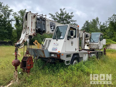 1999 Terex T340 80000 lb  شاحنة برافعة هيدروليكية (Inoperable)