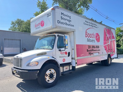 2014 Freightliner M2106 4x2 Furgoneta caja cerrada
