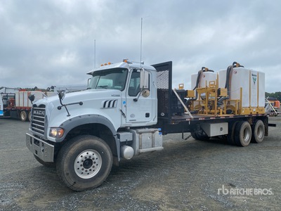 2023 Mack Granite 6x4 شاحنة مسطحة