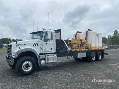 2023 Mack GR64F 6x4 Mud Mixing Truck