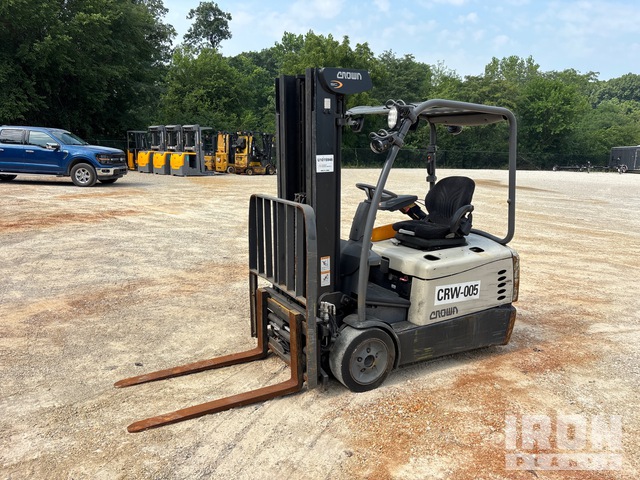 Crown sc5245-40 Electric Forklift