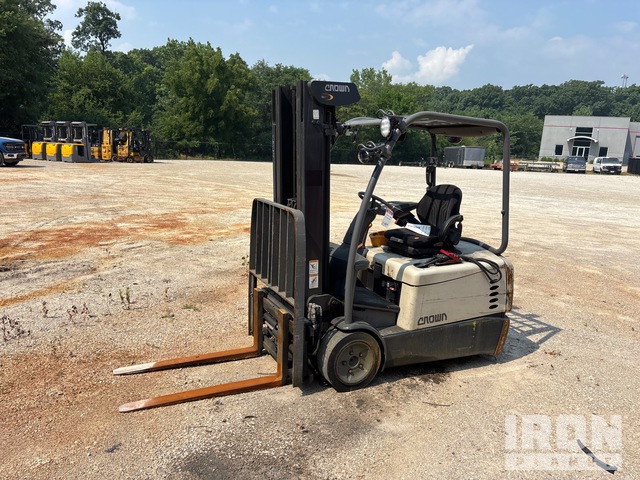 Crown sc5245-40 Electric Forklift
