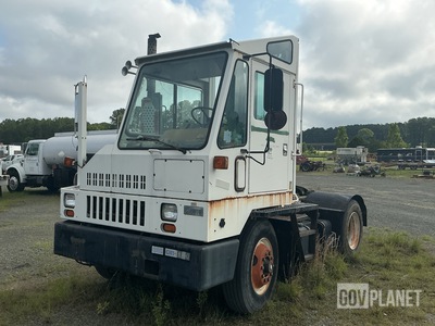 1994 Ottawa 30 Spotter Truck