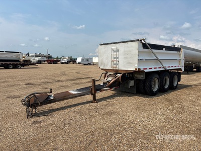 2017 Midland XL3100 17 ft Tri/A Pup Dump Trailer