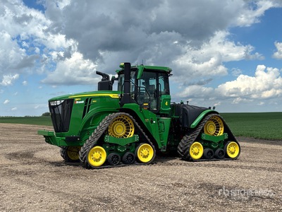 2023 John Deere 9RX 590 جرار مسار