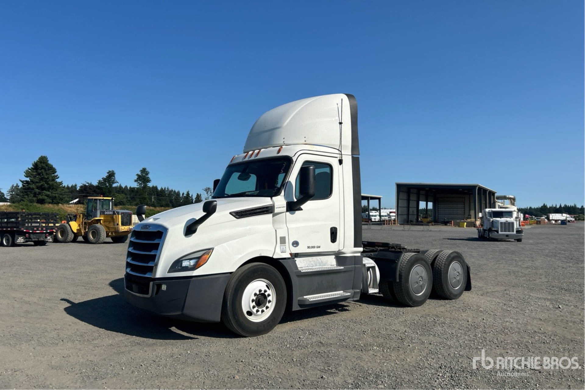 2020 Freightliner Cascadia 126 6x4 T/A Day Cab Truck Tractor