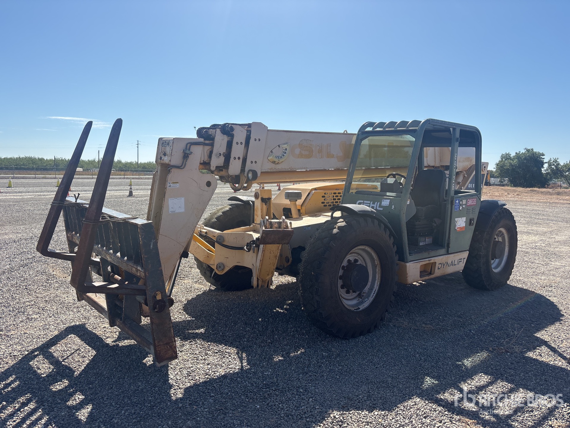 2008 Gehl DL1155H Telehandler (Inoperable)