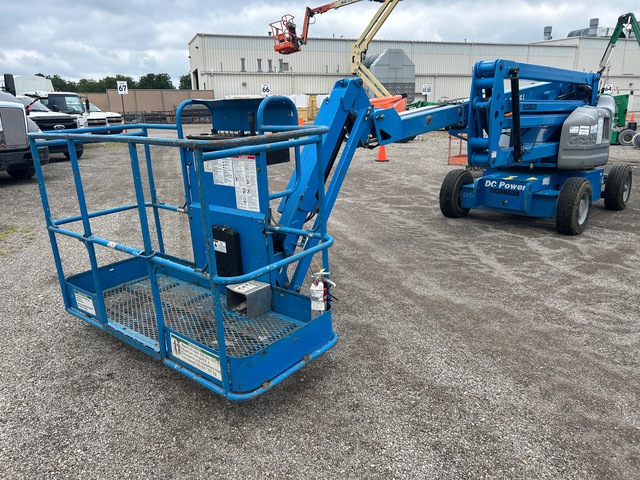 2015 Genie Z-45/25J 2WD Electric Articulating Boom Lift