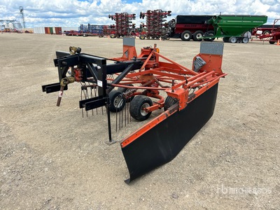 Kuhn GA6000 9 ft 3-Point 1 Rotor Hay Rake