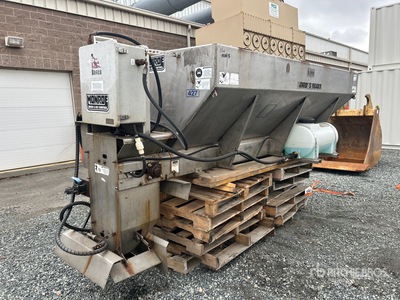 Hydraulic Salt Spreader