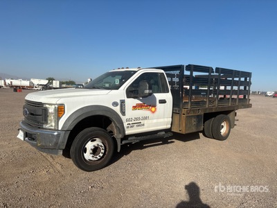 2017 Ford F-550 XL 4x2 Flatbed Truck (Inoperable)