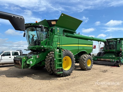 2013 John Deere S690S STS Moissonneuse-batteuse