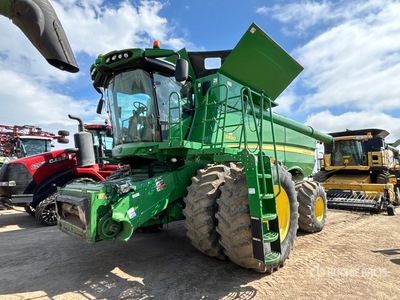 2014 John Deere S690 Moissonneuse-batteuse