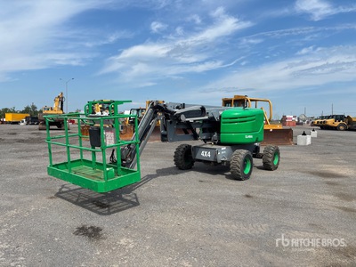 2016 Skyjack SJ46AJ 4WD Dual Fuel رافعة بذراع