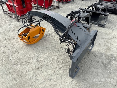 2026 GIYI GY-RG63 32 in 2200 lb Rotating Skid Steer Grapple (Unused)