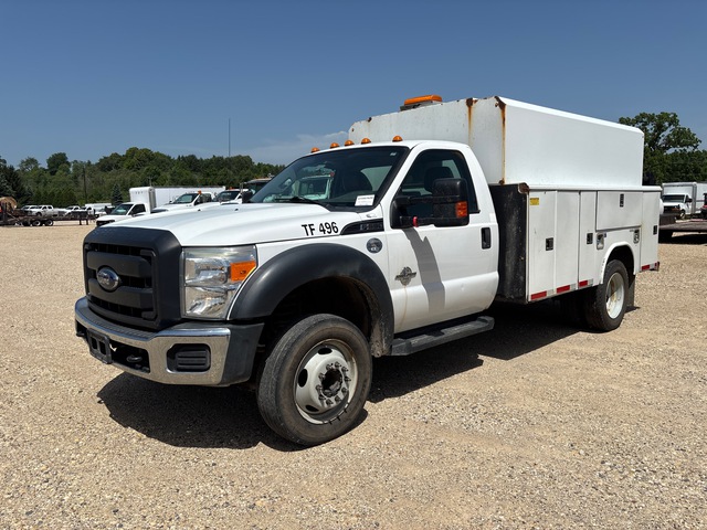 2016 Ford F-550 XL 4x2 Utility Truck
