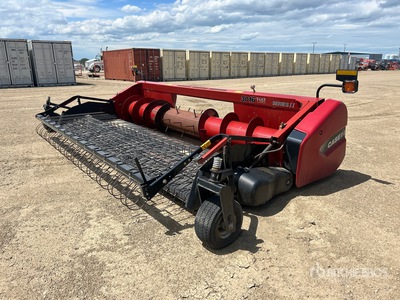 2018 Case IH 3016 Series II 15 ft Draper Pick-Up für Mähdrescher