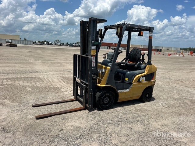 2018 Cat GP18N 3000 lb Pneumatic Tire Forklift