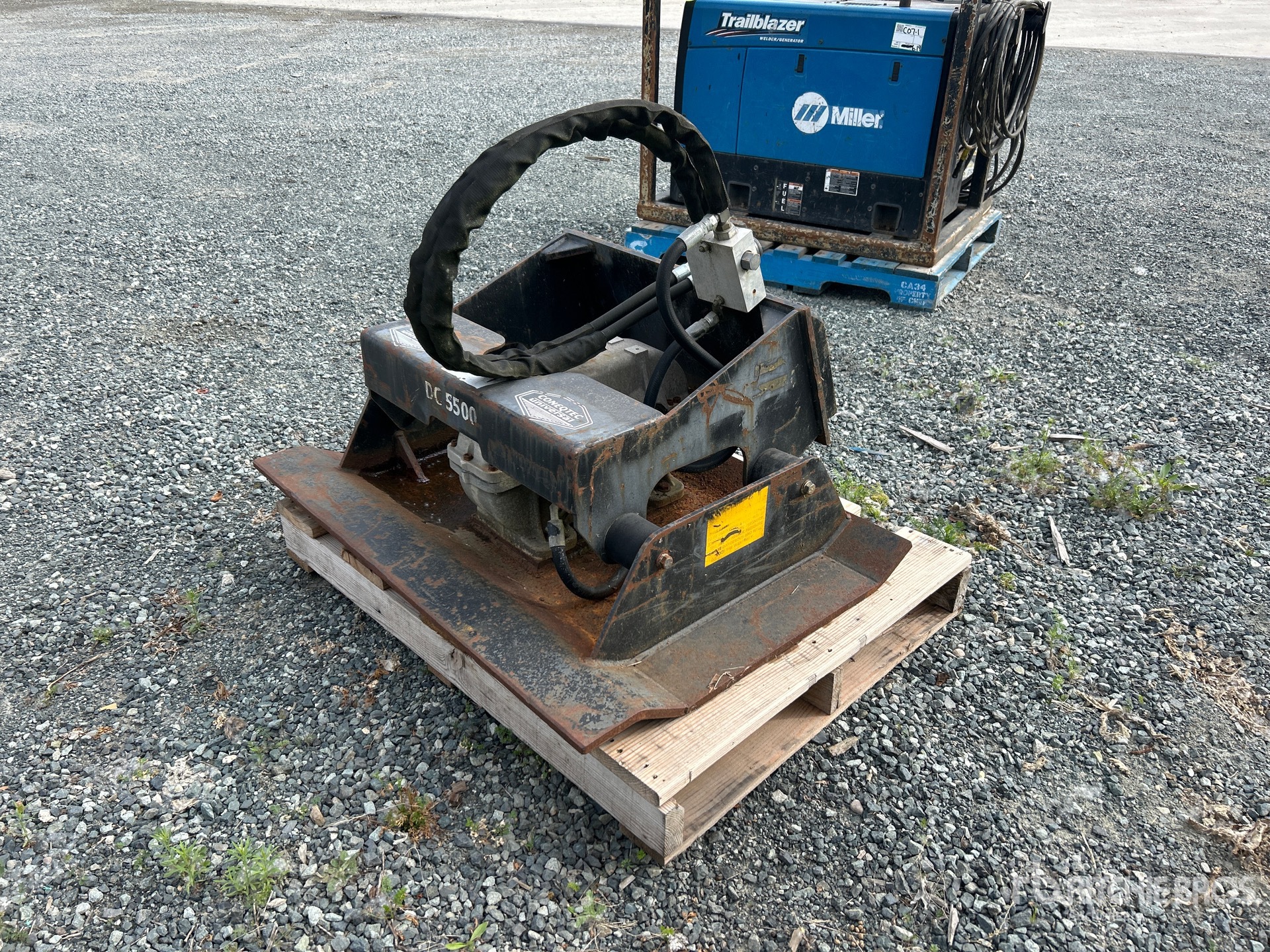 41 in Mini Skid Steer Plate Compactor
