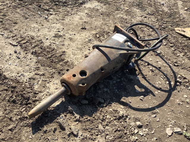 Earthmovin TNB-4M Hydraulic Breaker
