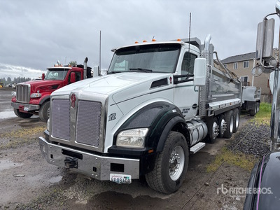 2019 Kenworth T880 Quad/A Dump Truck