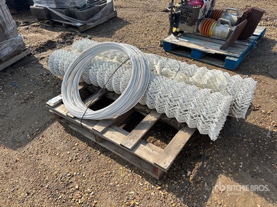 Quantity of White Chainlink & Bottom Wire