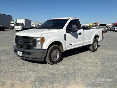 2017 Ford F-250 XL 4x2 Pickup