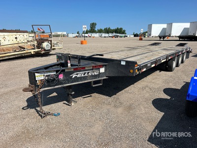 2019 Felling FT-30-3FP 29 ft Tri/A Equipment Trailer
