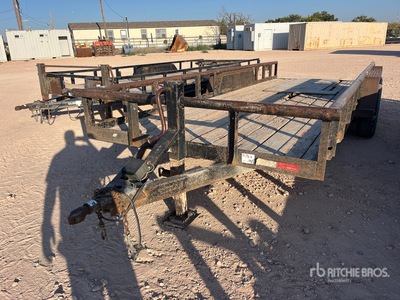 2001 Texas Bragg 20 ft T/A Utility Trailer