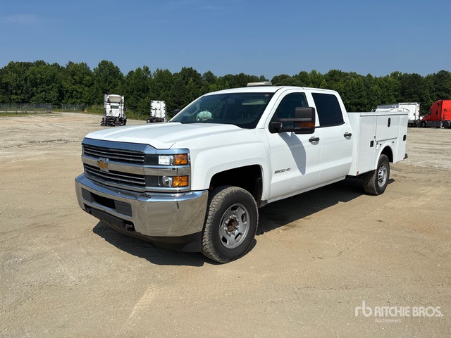 2017 Chevrolet Silverado 2500HD 4x2 Utility Truck