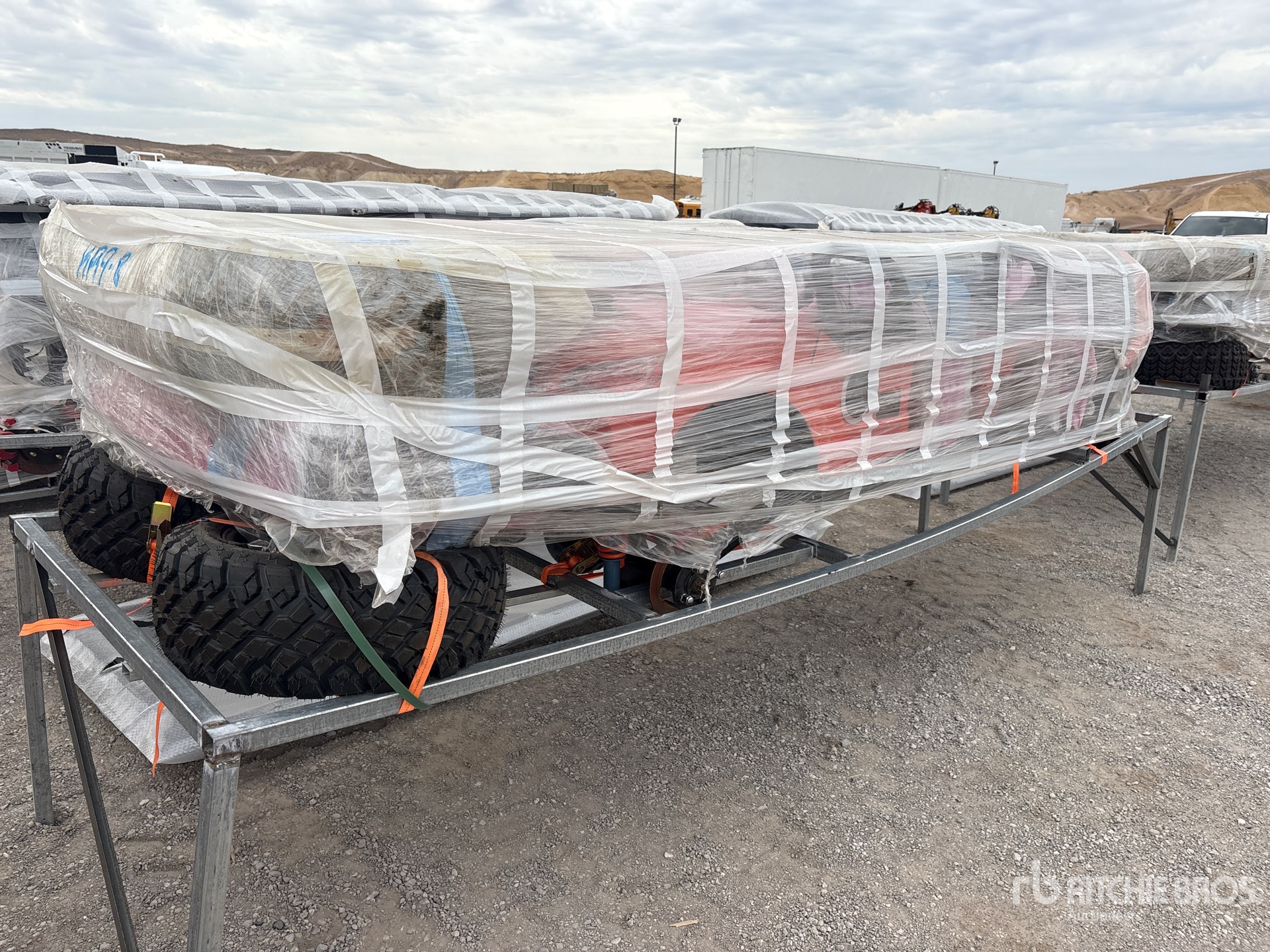 2026 SDLOOL SL-GC42S Off-Road Golf Cart (Unused)
