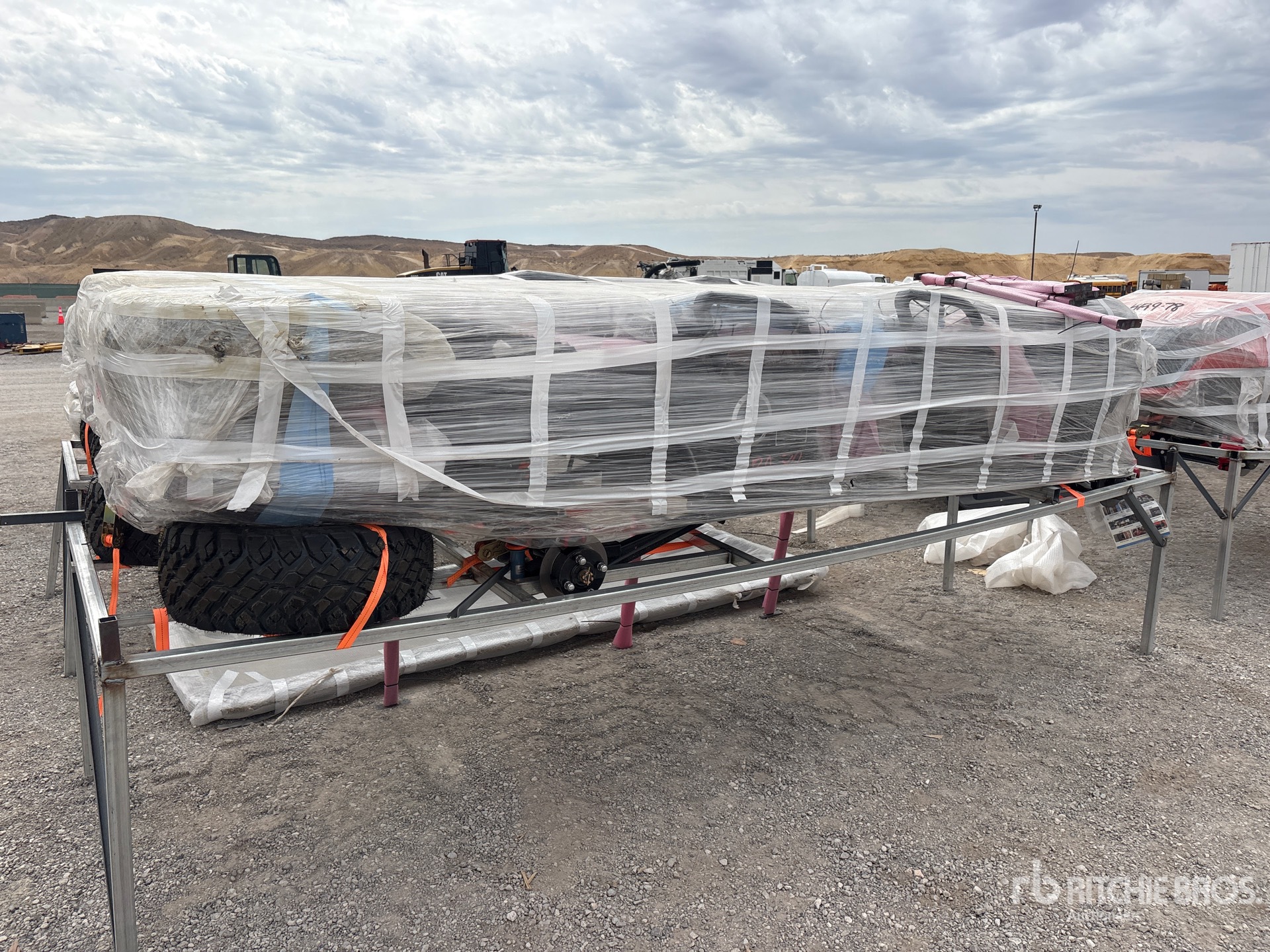 2026 SDLOOL SL-GC42S Off-Road Golf Cart (Unused)