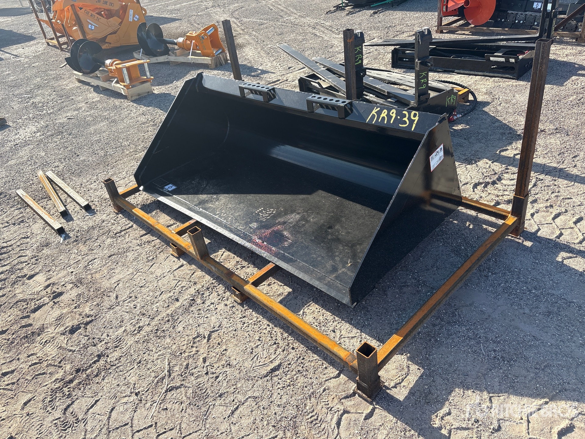 2026 GIYI Skid Steer Bucket (Unused)