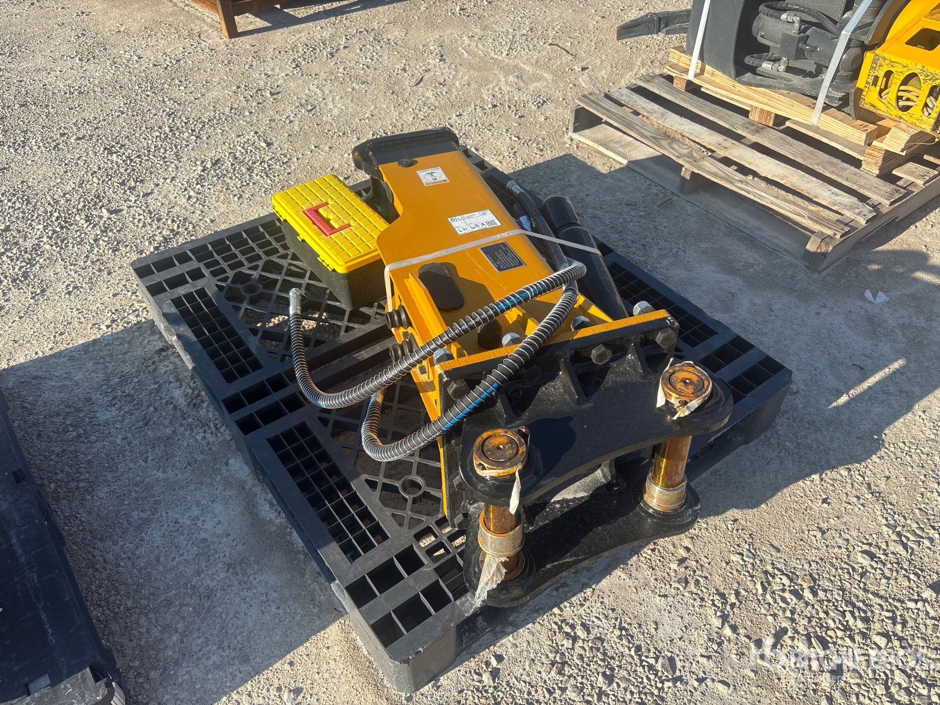 2026 VICSEC VC-SB45 14 in Silent Hydraulic Breaker (Unused)