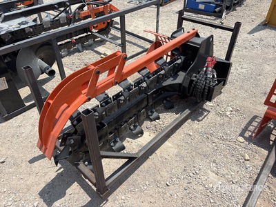 2026 GIYI D39 39 in Mini Skid Steer Trencher (Unused)