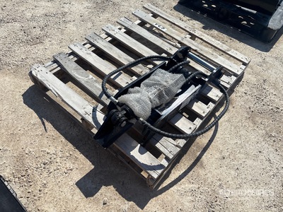2026 GIYI GY-XJ3T 11 in Excavator Thumb (Unused)