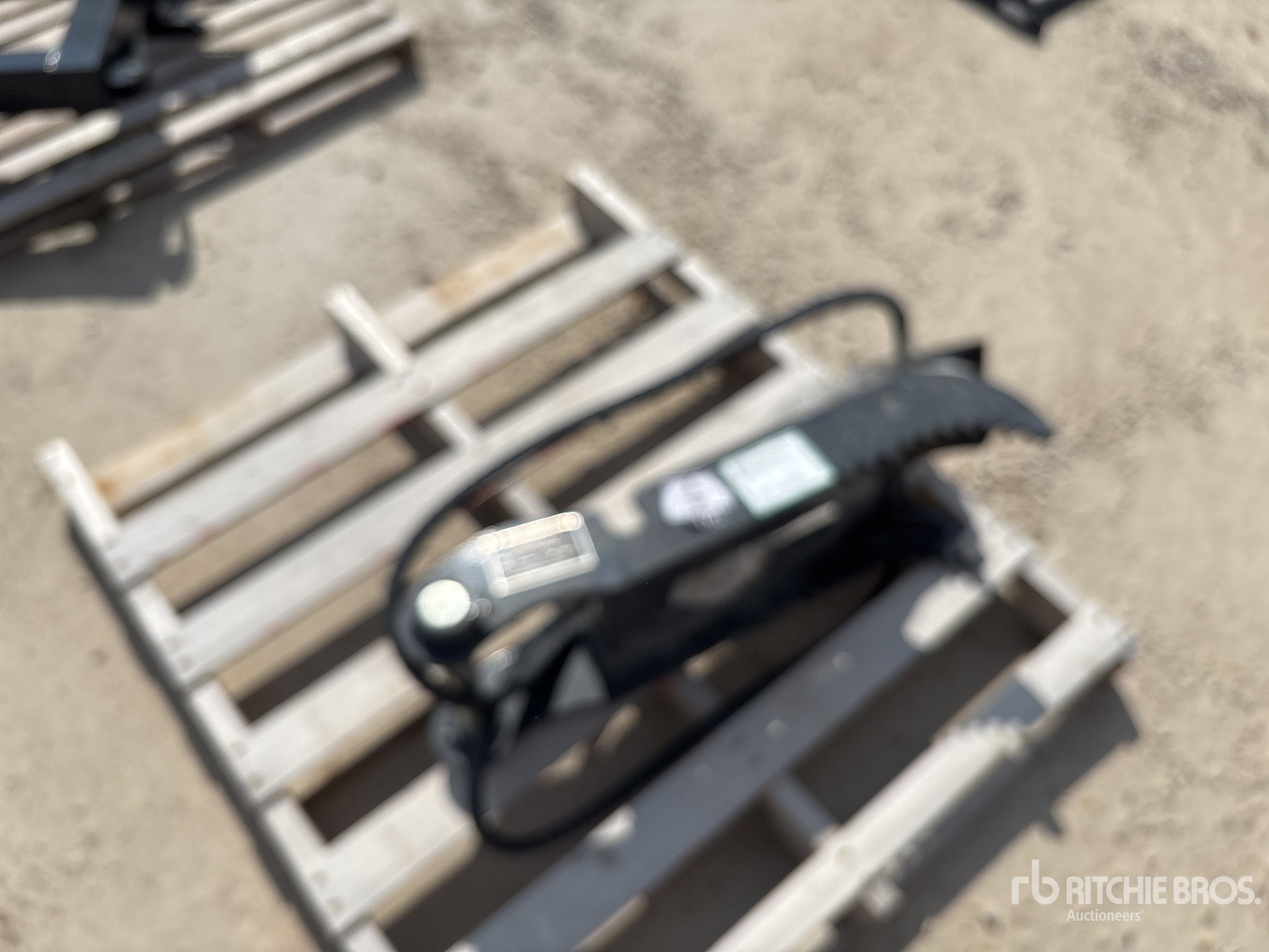 2026 GIYI GY-XJ3T Excavator Thumb (Unused)