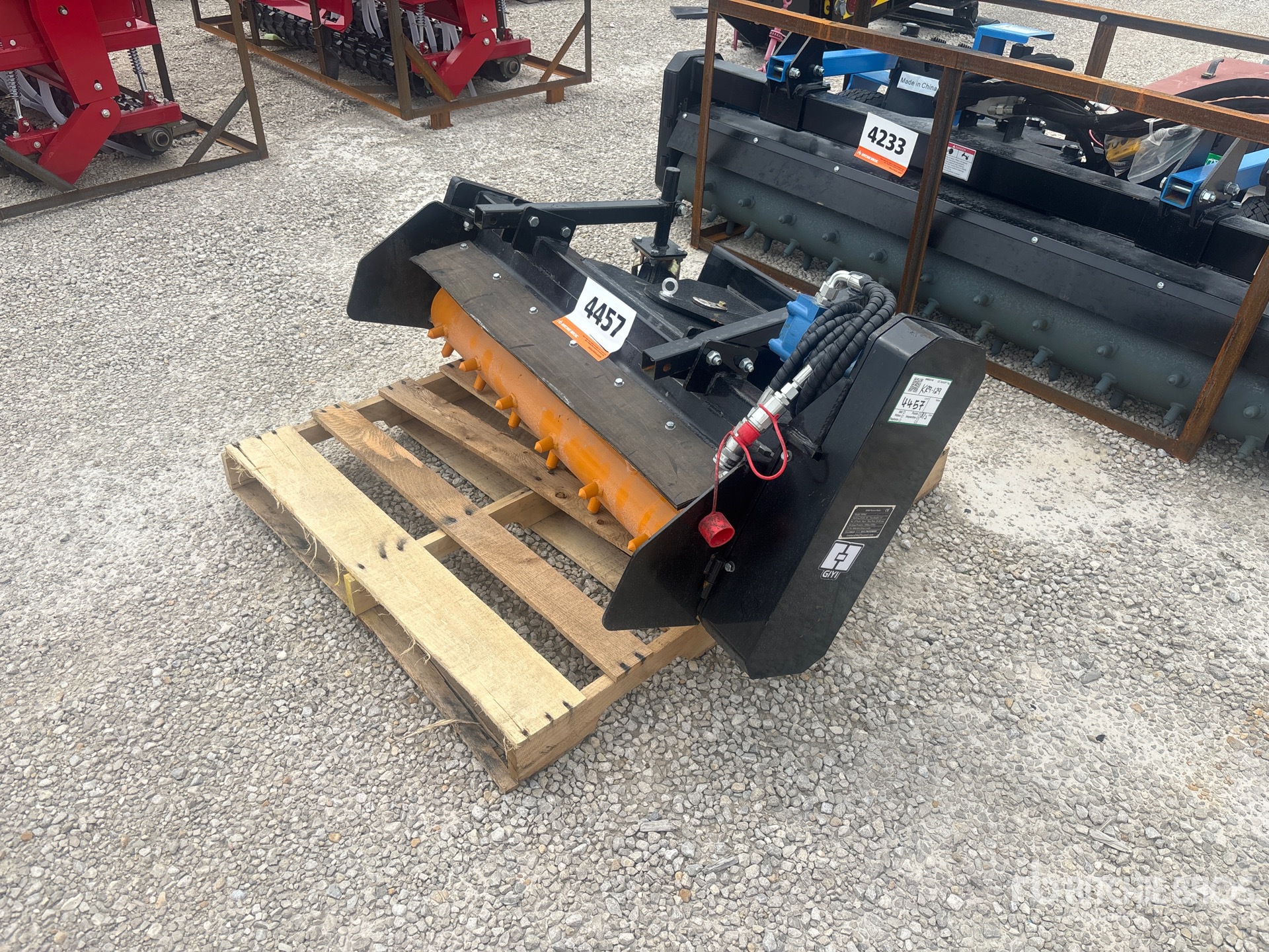 2026 GIYI GY-LPR42 42 in Mini Skid Steer Power Rake (Unused)