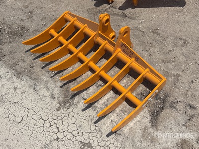 2026 GIYI 38 in Excavator Rake - Fits Cat 303 (Unused)