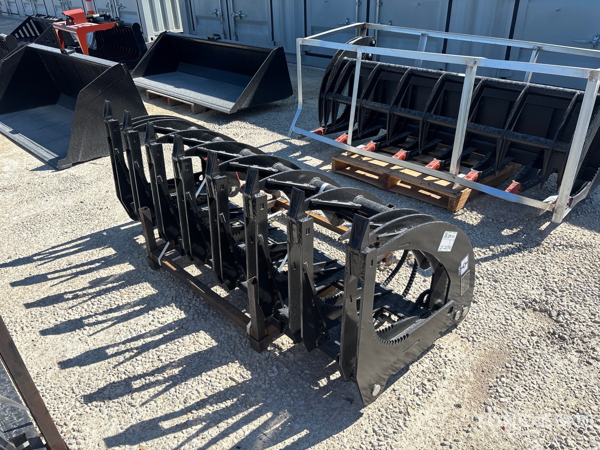 2026 GIYI GY-CLG72 72 in Skeleton Skid Steer Grapple (Unused)