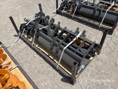 Quantity of (8) 2026 VICSEC VCA-8 Mini Excavator Attachments Accessoire divers pour pelle (Unused)
