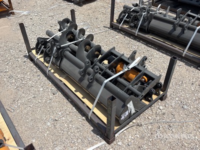 Quantity of (8) 2026 VICSEC VCA-8 Mini Excavator Attachments Accessoire divers pour pelle (Unused)