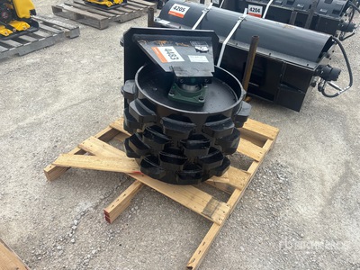 2026 GIYI GY-W320 19 in Excavator Compaction Wheel - Fits Cat 320 (Unused)