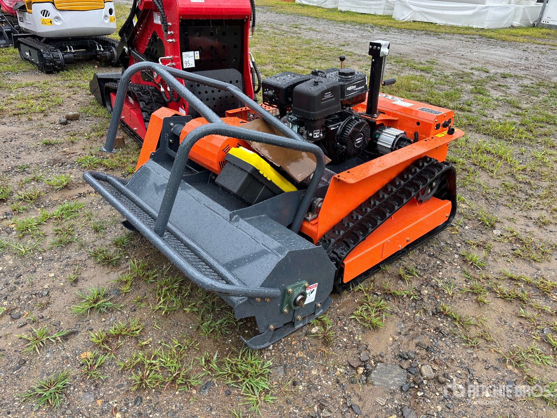 2026 SDLOOL SL-LM1000Q 39 in Remote Controlled Tracked Flail Mower (Unused)