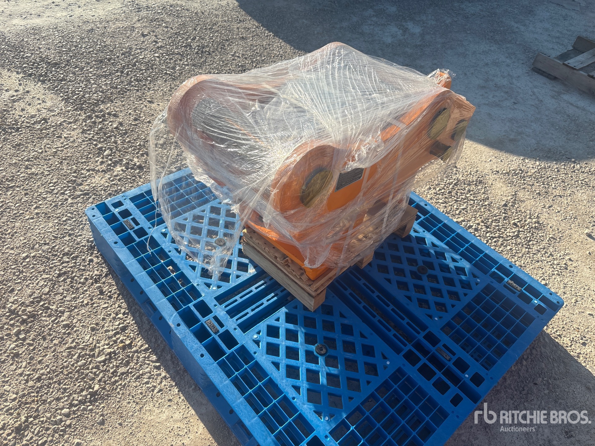2026 GIYI 17 in Quick Coupler (Unused)
