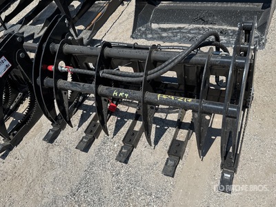 2026 GIYI GY-MCLG60 44 in Mini Skid Steer Grapple (Unused)